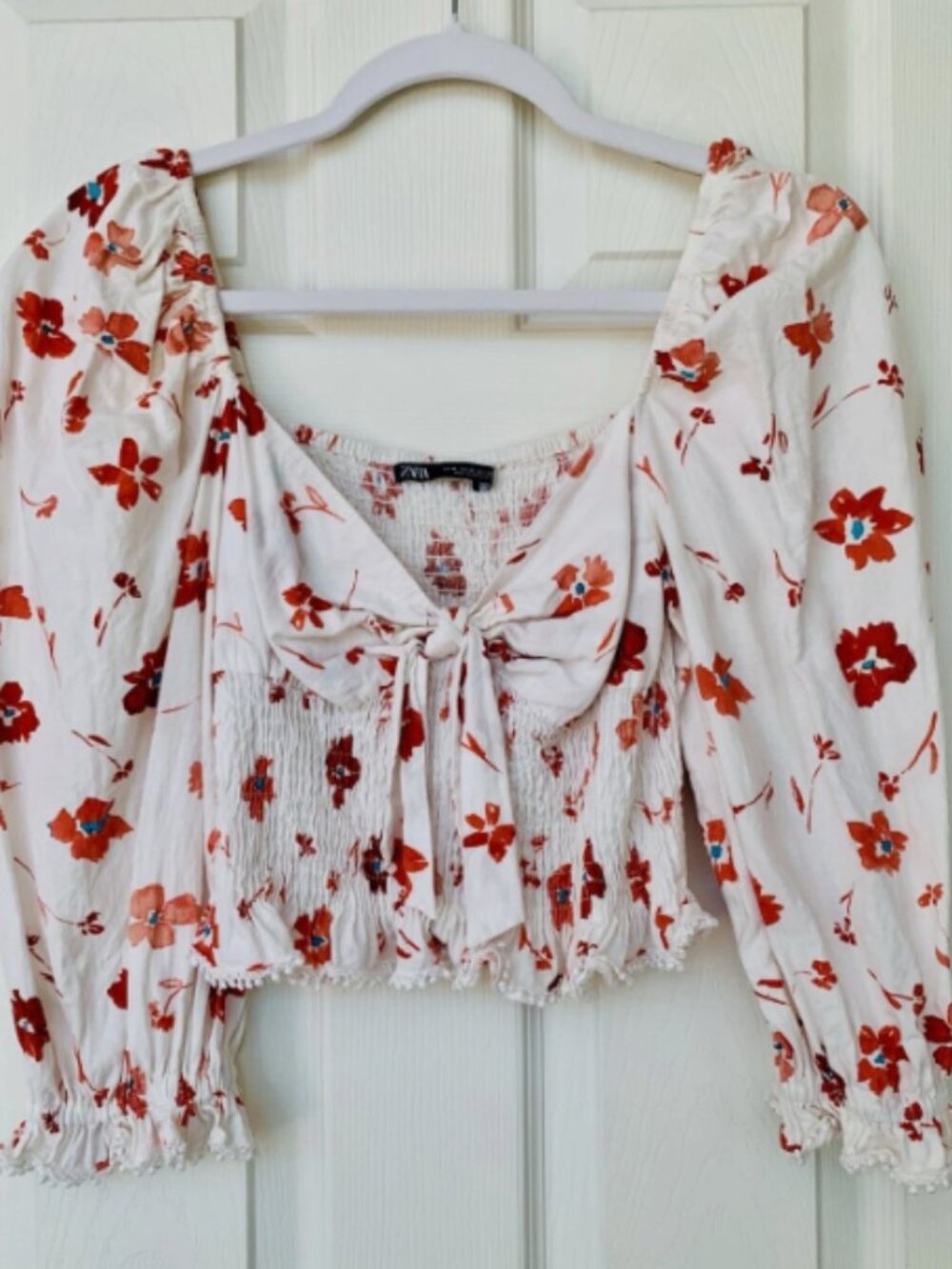 NWOT - Zara Cream Floral Tie-Front Cotton Crop Top, Smocked Bodice